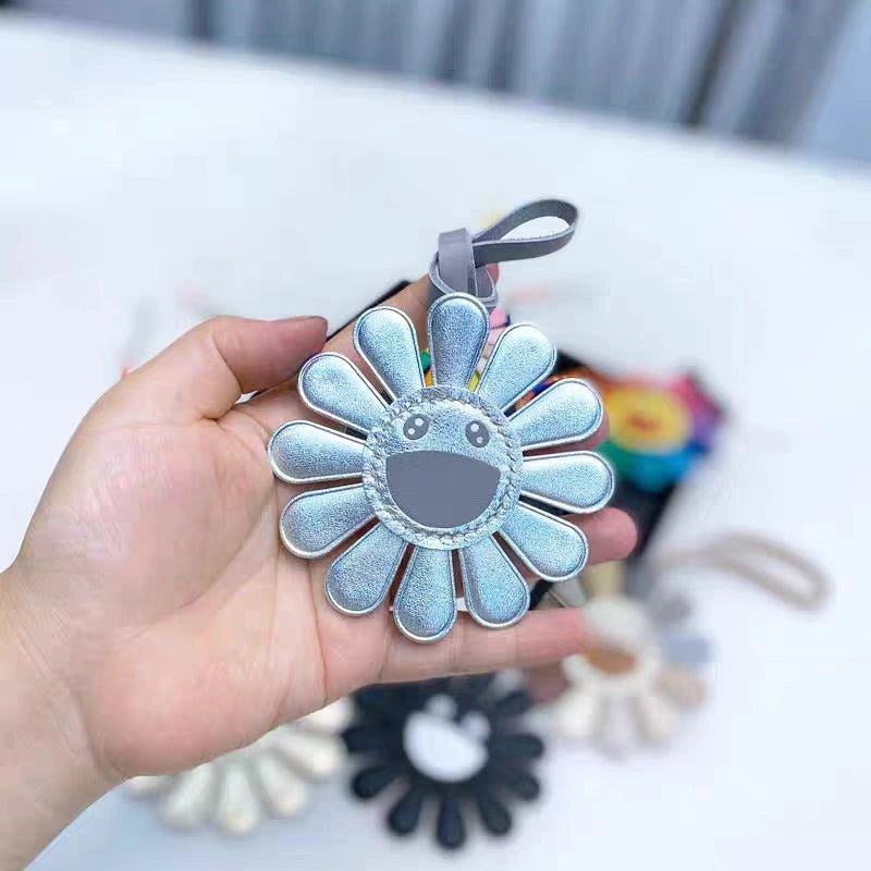 Handmade Colorful Sunburst Leather Bag Charm – Artisan Crafted Floral Accessory for Bags and Keys, Vibrant and Playful Design, Premium Goatskin, Perfect Gift for Her - Tomlynam