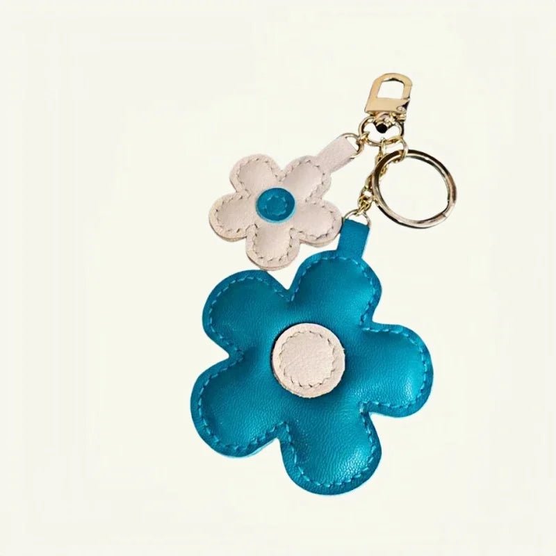 Exquisite Dual - Flower Horseshoe Buckle Sunflower Leather Charm - Multicolor Combination for Bags, Backpacks, and Keys, Perfect as a High - End Gift - Tomlynam