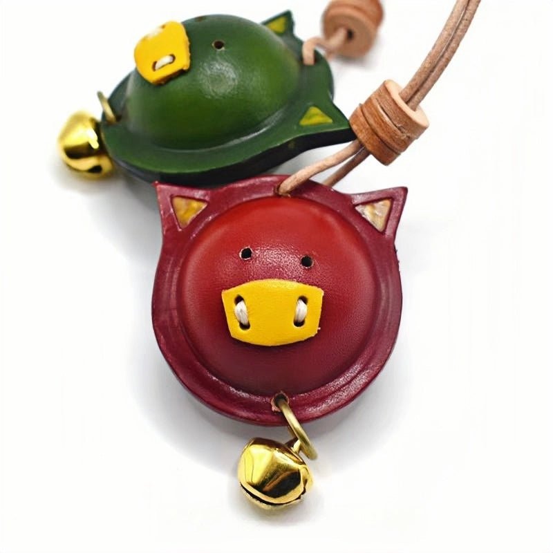 Original Designed Jingle Pig Leather Bag Charm, Full - Grain Cowhide Key Accessory, Minimalist Handcrafted Bell Pendant, Perfect Graduation Season Gift - Tomlynam