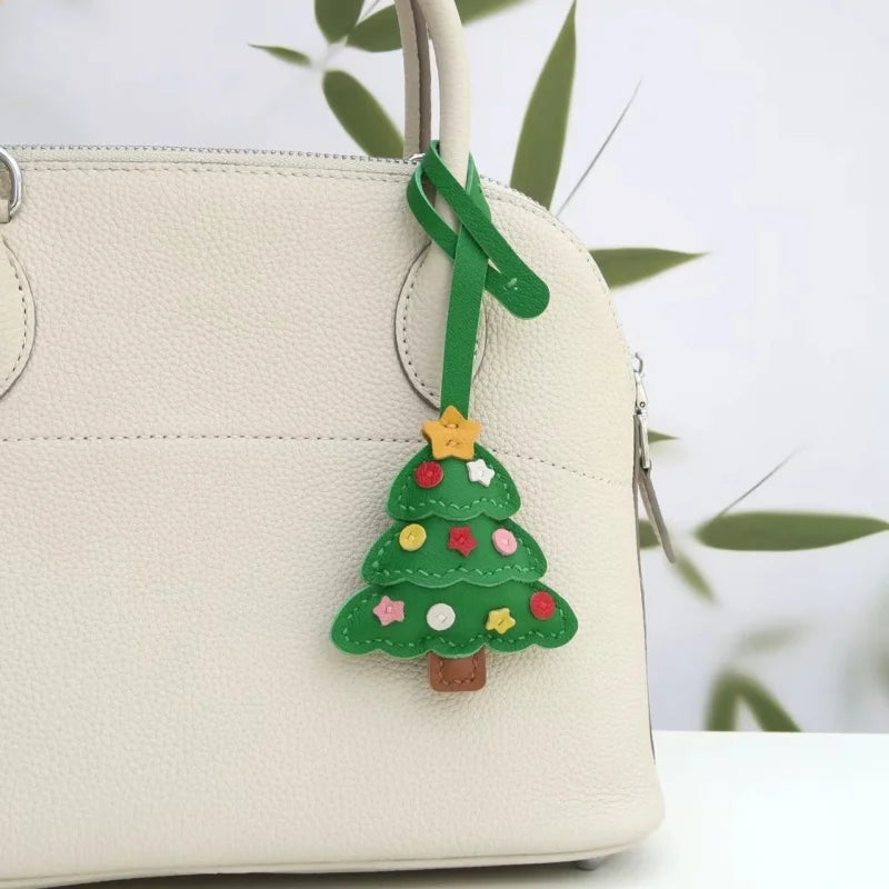 Christmas Tree Leather Bag Charm – Handmade Sheepskin Pendant | Festive Holiday Accessory | Hand-Stitched Keychain & Handbag Ornament