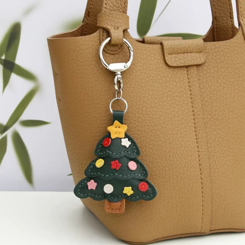 Christmas Tree Leather Bag Charm – Handmade Sheepskin Pendant | Festive Holiday Accessory | Hand-Stitched Keychain & Handbag Ornament