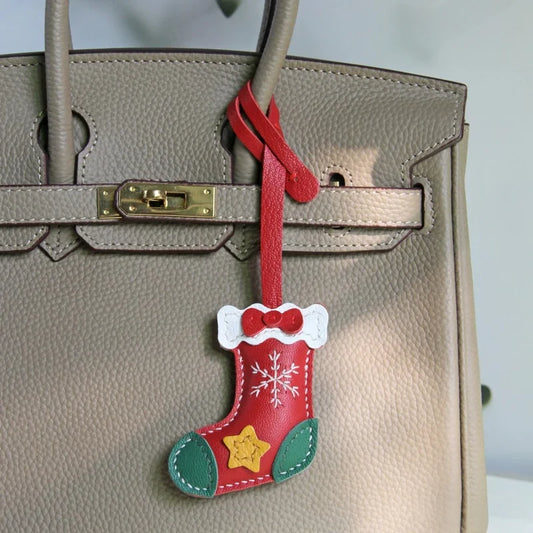 Christmas Stocking Leather Bag Charm – Handmade Full-Grain Sheepskin Holiday Pendant | Festive Hand-Stitched Accessory for Handbags & Keys | Unique Christmas Gift for Her