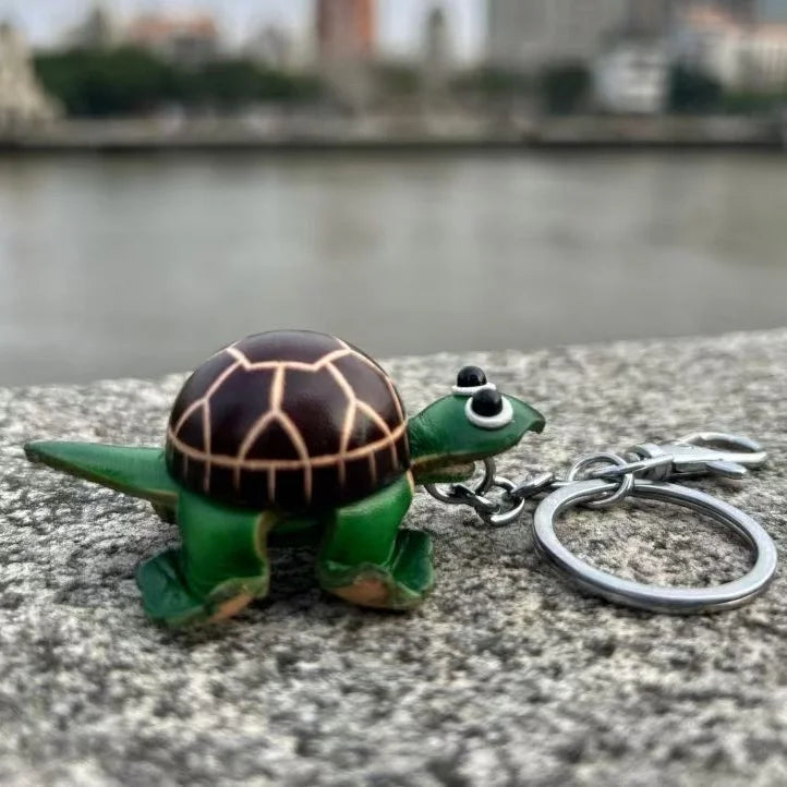 Hand-Painted Turtle Leather Bag Charm – Handmade Cowhide Keychain | Symbol of Patience & Longevity | Thoughtful Artisan Accessory Gift for Her