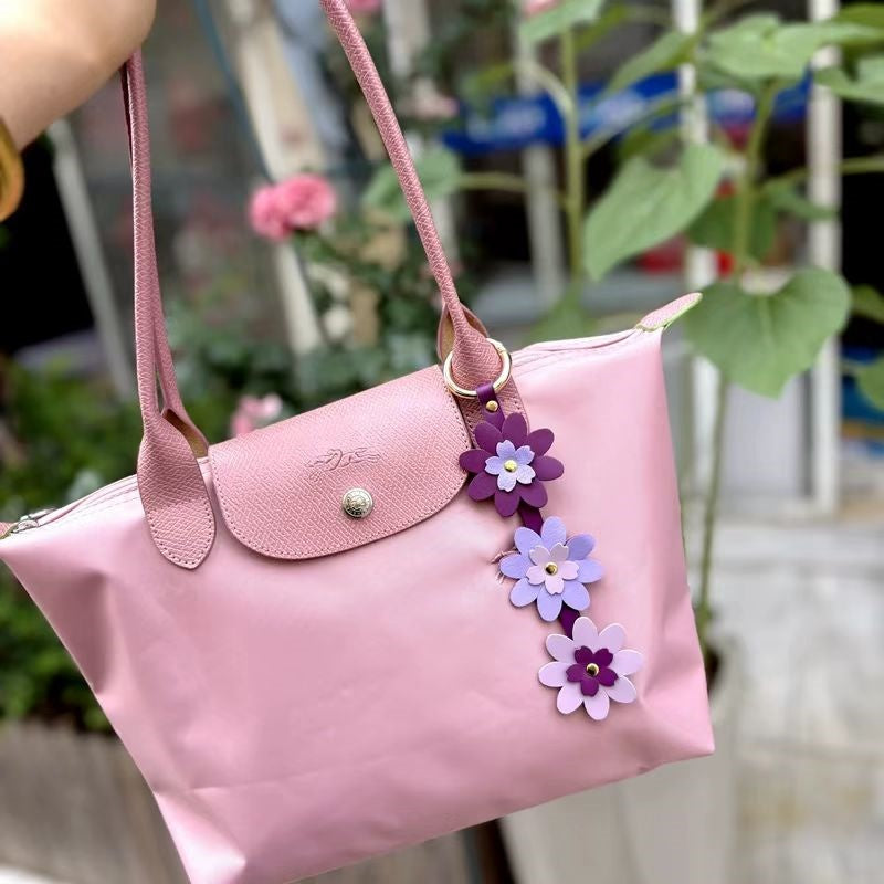 Handmade Leather Cherry Blossom Bag Charm – Full-Grain Leather Floral Pendant & Keychain | Multi-Color Sakura Accessory for Handbags, Totes & Keys | Creative Couple Gift