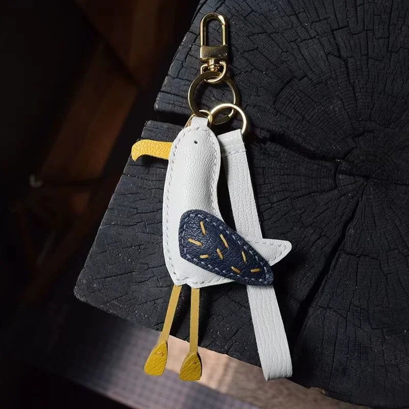 Handcrafted Seagull Leather Bag Charm – Original Artistic Design in Grained Sheepskin | Cute Coastal-Inspired Pendant for Handbags & Car Keys | Unique Gift for Women