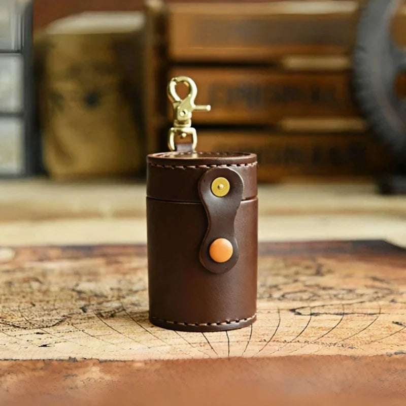 Cylinder Leather Lipstick Charm – Handmade Vegetable-Tanned Leather Case | Hand-Stitched Full-Grain Organizer | Vintage Storage Pendant for Bags & Keys