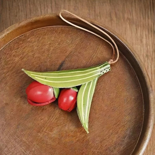 Handmade Tulip Leather Bag Charm – Full-Grain Cowhide Flower Pendant | Artisan Handcrafted Accessory | Unique Leather Handbag Decoration