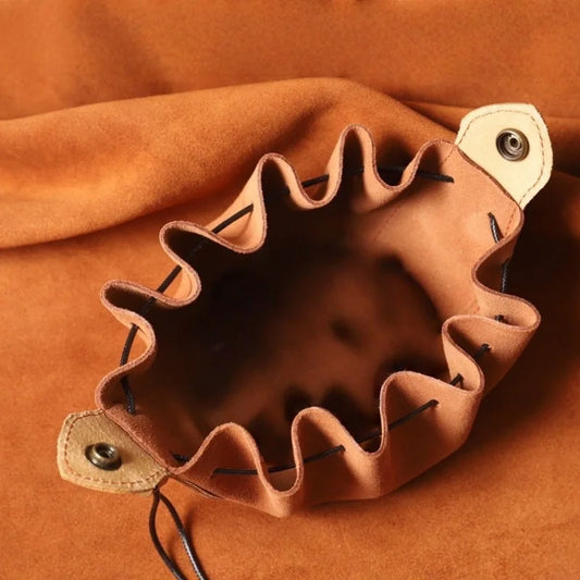 Deer Emblem Leather Lipstick Charm – Handmade Full-Grain Leather Pouch | Multifunctional Storage for Lipstick & Essentials | Rustic Artisan Gift for Men & Women