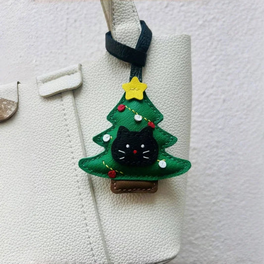 Christmas Black Cat Leather Bag Charm – Handmade Festive Tree Pendant | Cute Holiday Keychain | Whimsical Gift for Women