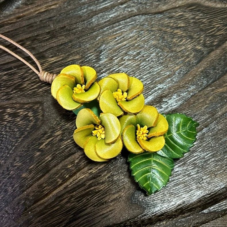 Blooming Peach Blossom Leather Bag Charm – Handmade Multi-Flower Pendant in Full-Grain Leather | Lifelike Floral Accessory with Leaves | Elegant Keychain or Handbag Ornament