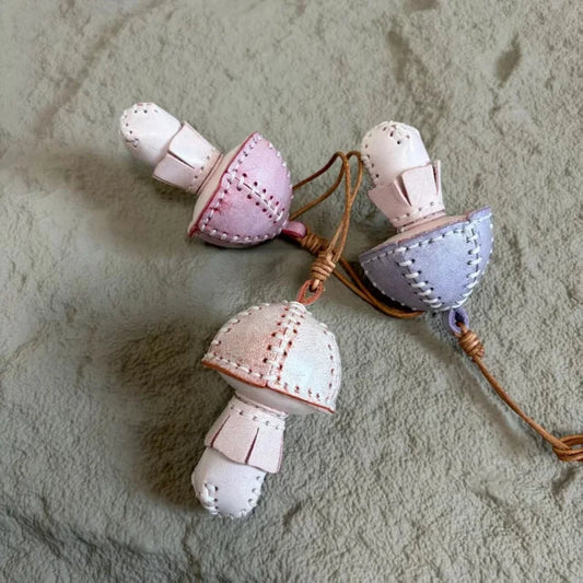 Handcrafted Leather Mushroom Bag Charm – 3D Full-Grain Cowhide Pendant | Whimsical Botanical Accessory | Artisan Gift for Nature Lovers