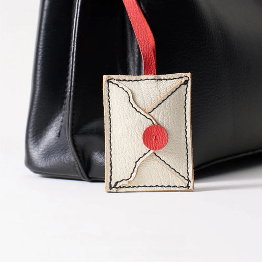 Love Letter Leather Bag Charm – Handmade French Goatskin Envelope Pendant | Romantic Vintage-Inspired Accessory for Women | Minimalist Keychain for Handbags & Backpacks