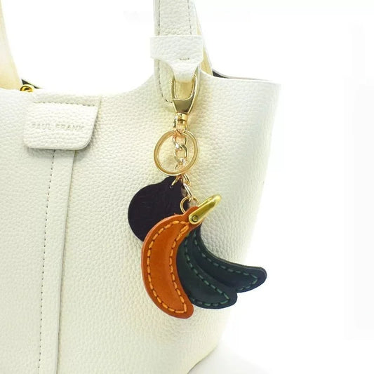 Lucky Banana Leather Bag Charm – Handmade Full-Grain Cowhide Fruit Keychain | Playful Yellow Accessory | Unique Charm for Bags & Gifts