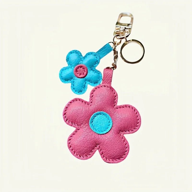 Exquisite Dual - Flower Horseshoe Buckle Sunflower Leather Charm - Multicolor Combination for Bags, Backpacks, and Keys, Perfect as a High - End Gift - Tomlynam