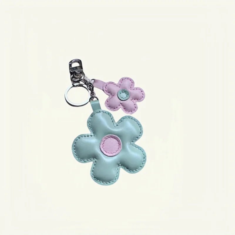 Exquisite Dual - Flower Horseshoe Buckle Sunflower Leather Charm - Multicolor Combination for Bags, Backpacks, and Keys, Perfect as a High - End Gift - Tomlynam