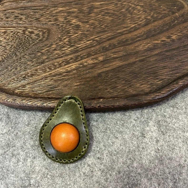 Avocado - Inspired Leather Bag Charm – Handcrafted Full - Grain Leather Keychain | Cute Fruit Pendant for Bags & Cars | Thickened Textured Accessory - Tomlynam
