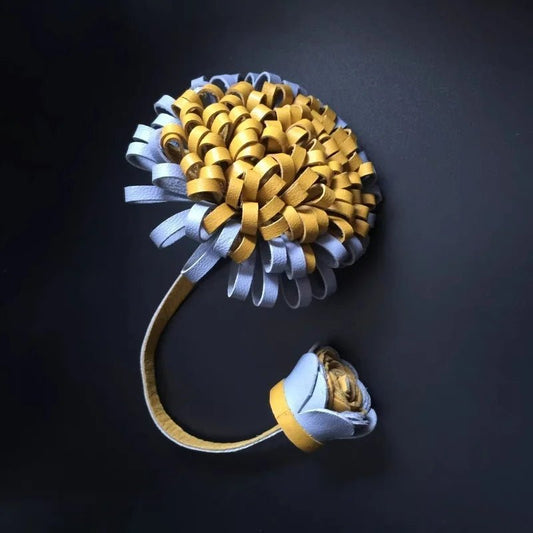 Blooming Leather Flower Bag Charm – Handmade Lambskin Keychain Ornament | Soft Petal Design | Unique Gift for Her - Tomlynam