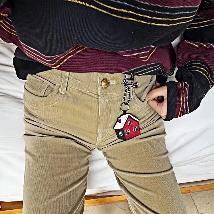 Cozy Home Leather Charm – Double - Sided 3D Red House Keychain and Bag Accessory - Tomlynam