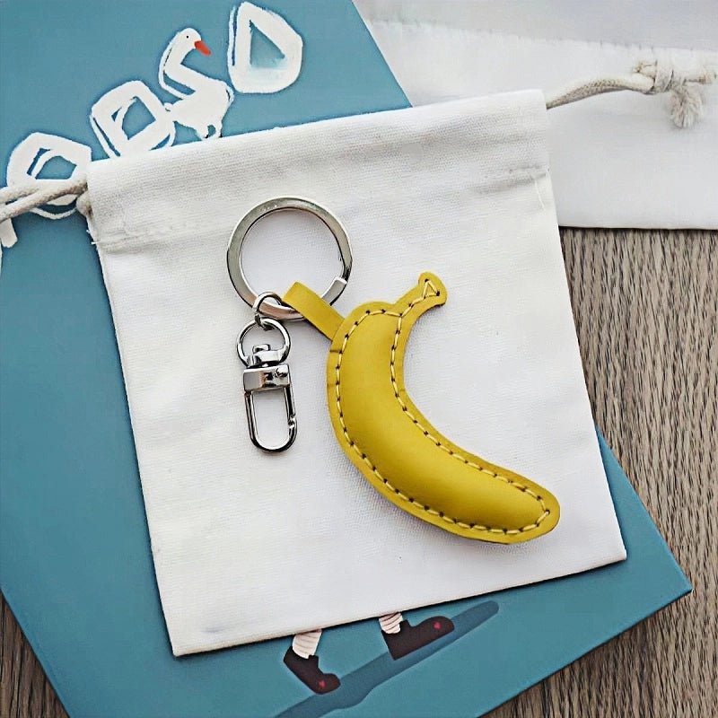Creative Banana Leather Bag Charm – Full - Grain Cowhide Handmade Accessory for Bags and Keys, Whimsical Gift Idea - Tomlynam