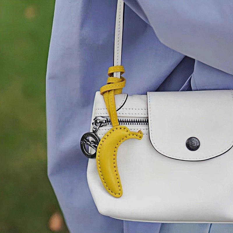 Creative Banana Leather Bag Charm – Full - Grain Cowhide Handmade Accessory for Bags and Keys, Whimsical Gift Idea - Tomlynam