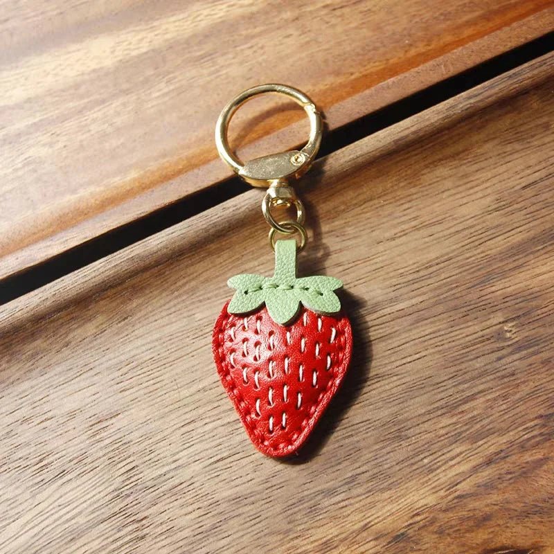 Cute Strawberry Leather Bag Charm – Handcrafted Fruit - Inspired Pendant with Daisy Detail | Playful Keychain Accessory | Lovely Gift for Women - Tomlynam