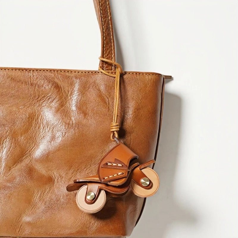 Flying Motorcycle Leather Bag Charm – Handcrafted Vegetable - Tanned Keychain for Bags or Keys, 3D Design, Unique Adventure - Inspired Gift - Tomlynam