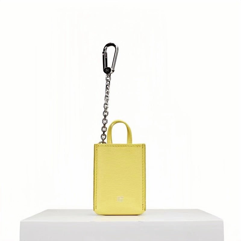 Handwoven Leather Pineapple Bag Charm – Full - Grain Cowhide Key Accessory, Creative and Tropical Vibes, Artisan Design - Tomlynam