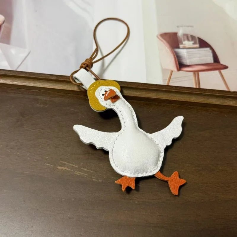 Happy Goose Leather Bag Charm – Handmade French Goatskin Pendant | Playful Animal Accessory | Exquisite Handcrafted Gift for Friends & Couples - Tomlynam