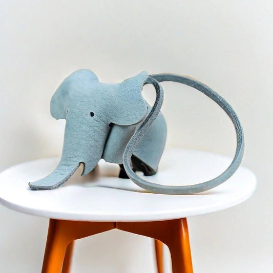 Leather Elephant Charm – Handcrafted Full - Grain Cowhide Accessory for Bags & Keys, Minimalist & Sophisticated Gift - Tomlynam