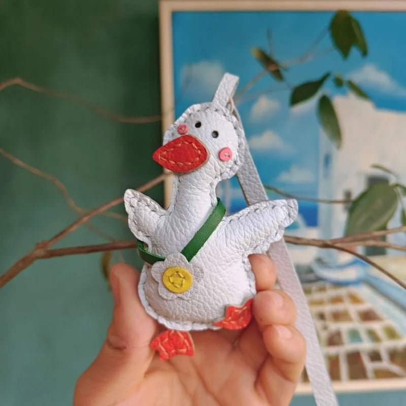 Lucky Duck Leather Bag Charm – Handcrafted Genuine Leather Pendant | Cute Car Accessory | Cheer - Up Gift for Friends - Tomlynam