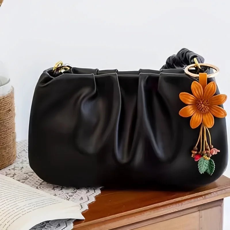 Nordic - Inspired Genuine Leather Floral Bag Charm – Retro Handmade Flower Keychain Pendant for Women | Creative Gift Accessory - Tomlynam