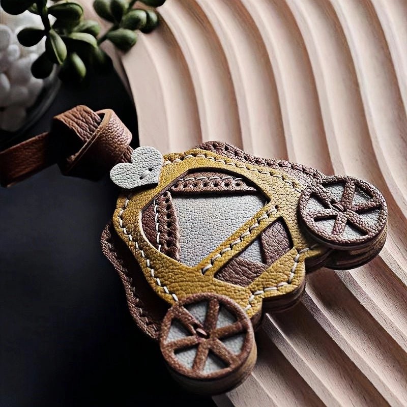 Original Designed Pumpkin Carriage Bag Charm, Handcrafted Full - Grain Goatskin, Elegant Keychain, Couple Gift, Luxury Car Bag Decoration - Tomlynam