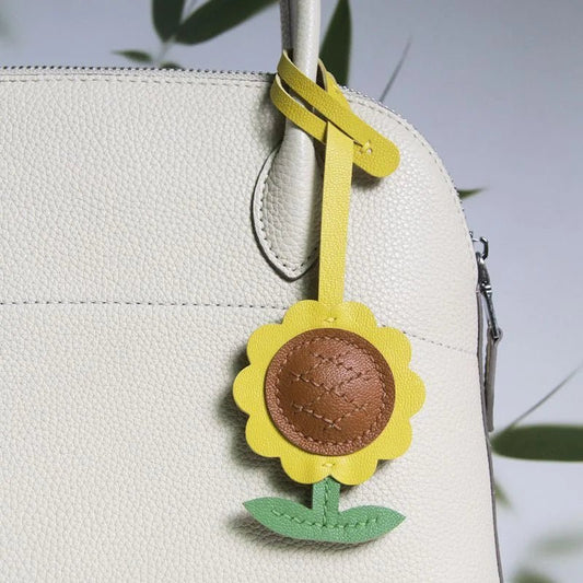 Sunflower Leather Bag Charm – Handmade Lambskin Cartoon Floral Pendant | Cute Keychain for Handbags, Backpacks or Gift Accessories - Tomlynam