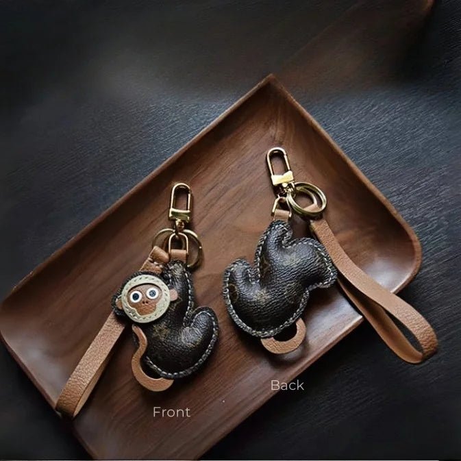 Vintage - Inspired Monkey Leather Keychain – Handcrafted Full - Grain Leather Bag Charm | Retro Aesthetic Car Key Holder | Unique Gift for Women - Tomlynam