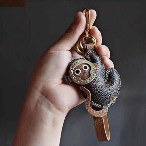 Vintage - Inspired Monkey Leather Keychain – Handcrafted Full - Grain Leather Bag Charm | Retro Aesthetic Car Key Holder | Unique Gift for Women - Tomlynam